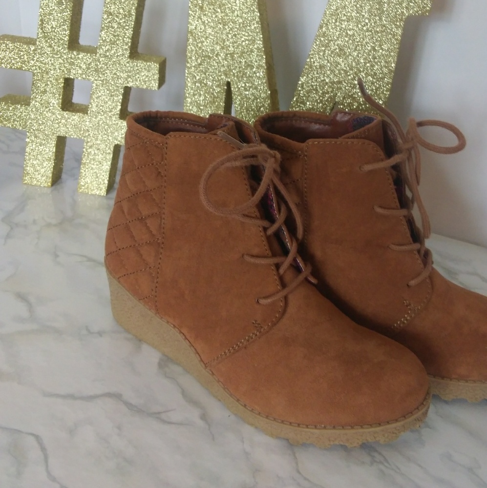 Girls wedge shoes